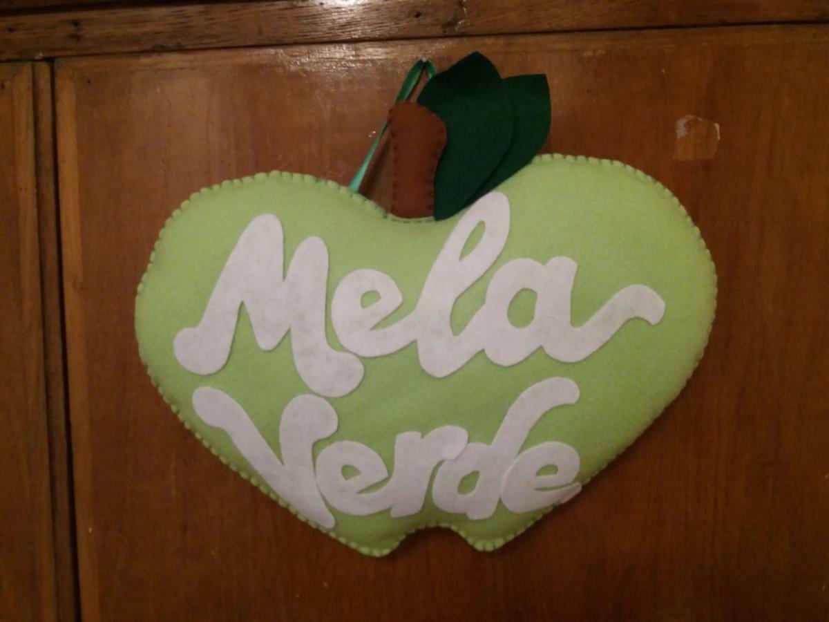 Mela Verde Minturno Luaran gambar